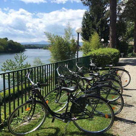 Hotel Del Parco Sesto Calende Kültér fotó