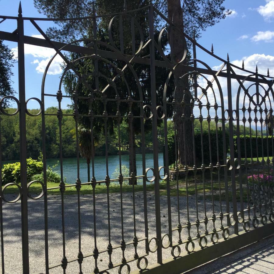 Hotel Del Parco Sesto Calende Kültér fotó